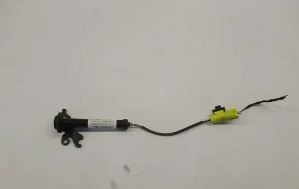 BMW 1 F40 Bonnet Pedestrian Airbag Actuator 7450943 A1745094305