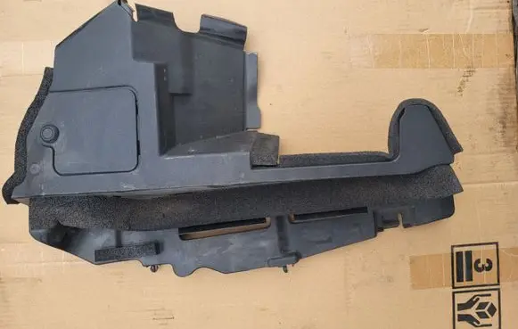 Lexus NX Intercooler air guide/duct channel 1669536150 1669537040