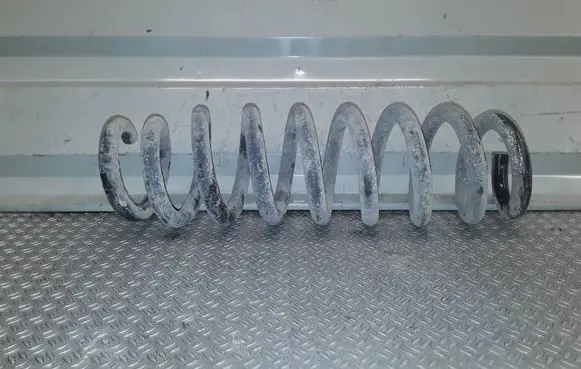 BMW 1 E81 E87 Rear coil spring