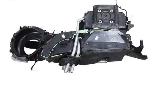 BMW 1 F20 F21 Interior heater climate box assembly 9197710 929682102 T1013122B