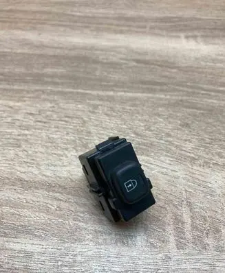 Volvo S60 Central locking switch button 31275374