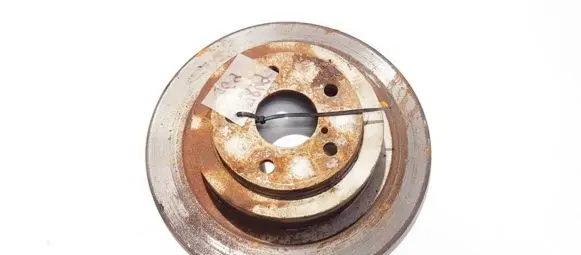 Subaru Legacy Rear brake disc neventiliuojamas
