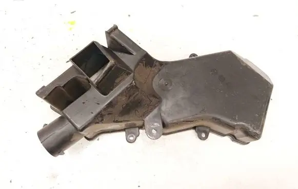 Nissan Primera Cabin air duct channel 