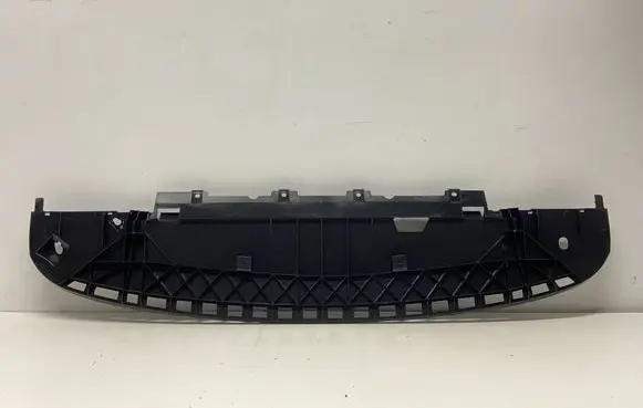 Renault Kangoo II Front bumper skid plate/under tray 8200501560