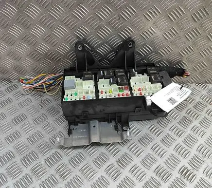 Jaguar XF X260 Fuse module GX7314C445AA