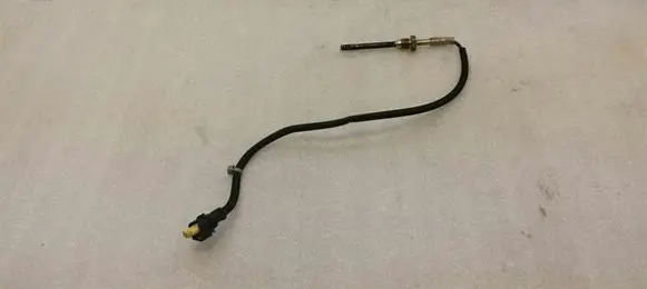 Mercedes-Benz S W222 Lambda probe sensor A0009050432
