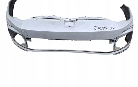Volkswagen Golf VIII Front bumper