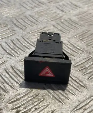 Volkswagen Touareg I Hazard light switch 7L6953235