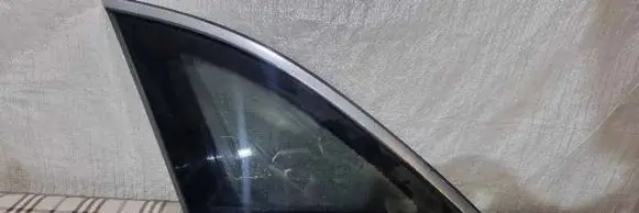 Mercedes-Benz GLC C253 Rear vent window glass 