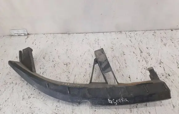 Renault Scenic II - Grand scenic II Front bumper mounting bracket 8200183758