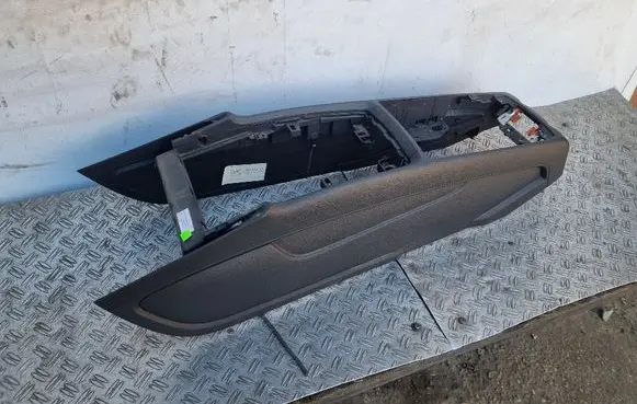 Audi Q7 4L Center console 4L1863244C