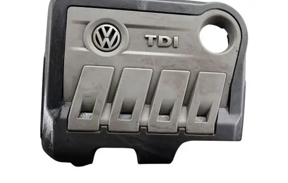 Volkswagen Tiguan Engine cover (trim) 03L103925T 03L103925R