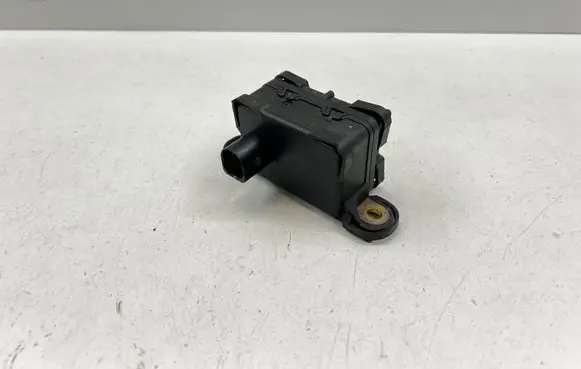Audi TT TTS Mk2 ESP acceleration yaw rate sensor 7H0907652A DD78E20Y88 10170103673
