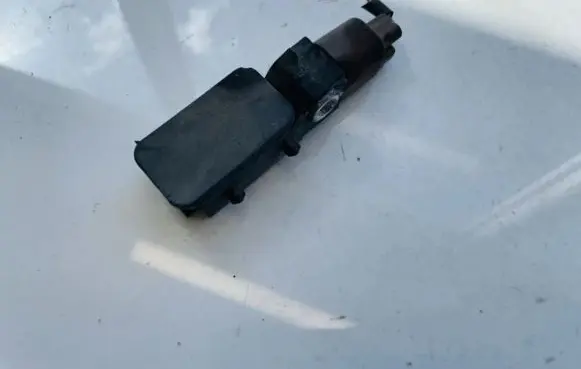 Ford Mondeo Mk III Airbag deployment crash/impact sensor 1s7t14b342ad 1s7t-14b342-ad