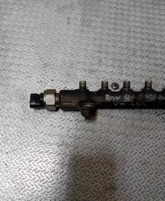 Toyota RAV 4 (XA30) Fuel main line pipe