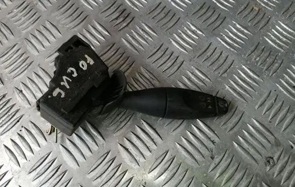 Ford Focus Wiper control stalk 98AG17A553