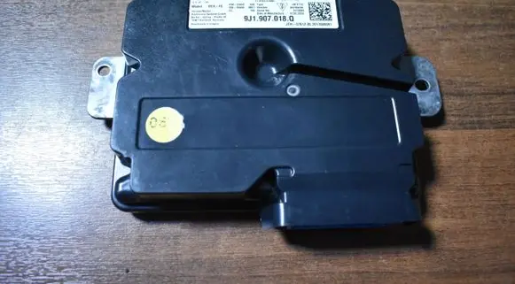 Porsche Taycan 9J1 Trunk lid opening control unit 971907018Q