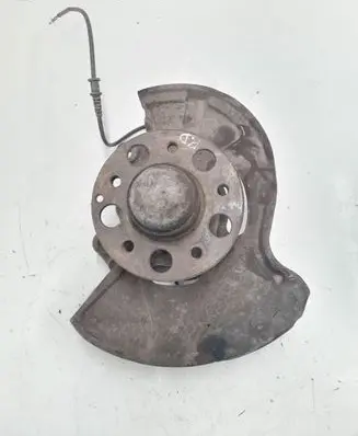 Mercedes-Benz CLK AMG A209 C209 Front wheel hub 20901