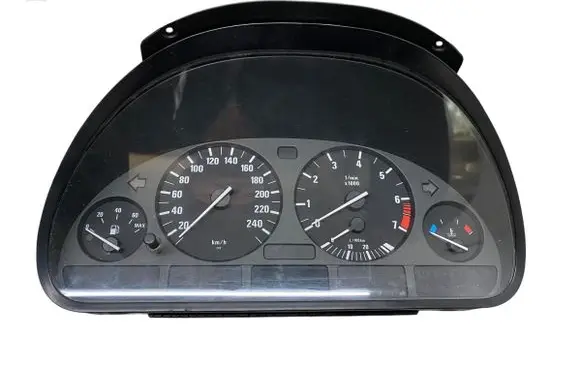 Speedometer (instrument cluster)