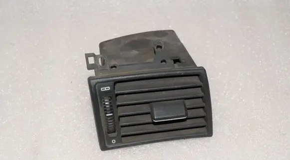 Mercedes-Benz C W202 Dashboard side air vent grill/cover trim A2028300854