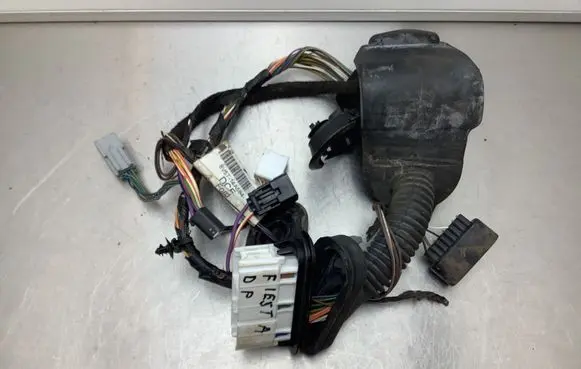Ford Fiesta Front door wiring loom 8V5T14A584