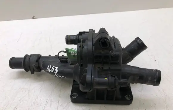 Thermostat/thermostat housing