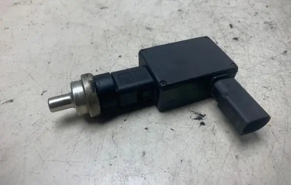 Volkswagen Golf IV Sensor 1J0973702