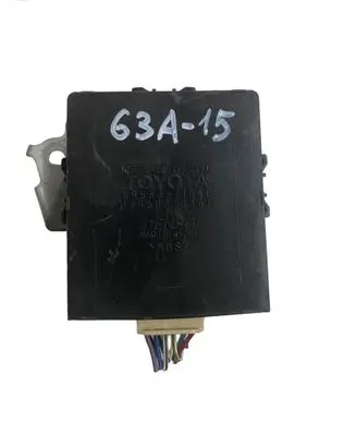 Toyota Hilux (AN10, AN20, AN30) Gearbox control unit/module 8953371040