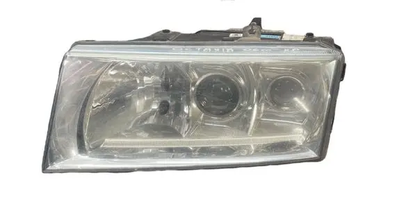 Skoda Octavia Mk2 (1Z) Headlight/headlamp 1U1941015M 9759 1307329069