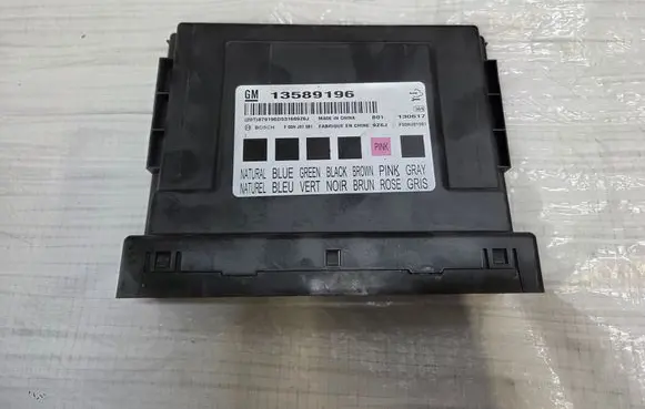 Opel Mokka Central body control module 13589196