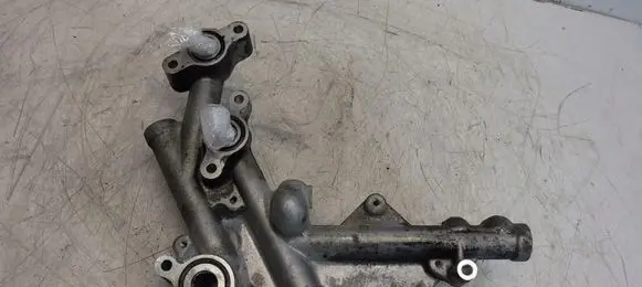 Toyota RAV 4 (XA30) Oil filter mounting bracket 