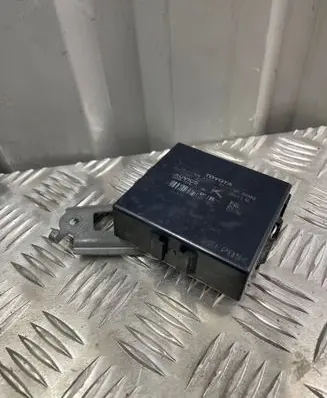 Toyota RAV 4 (XA50) Parking PDC control unit/module 8905042010