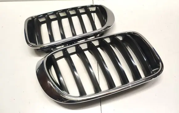 BMW X3 F25 Front bumper upper radiator grill