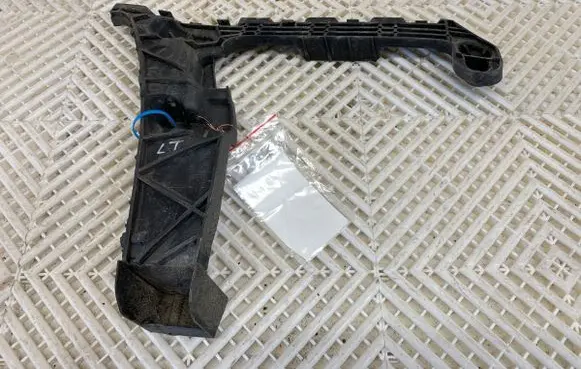 Audi A4 S4 B9 8W Rear bumper mounting bracket 8W9807453A