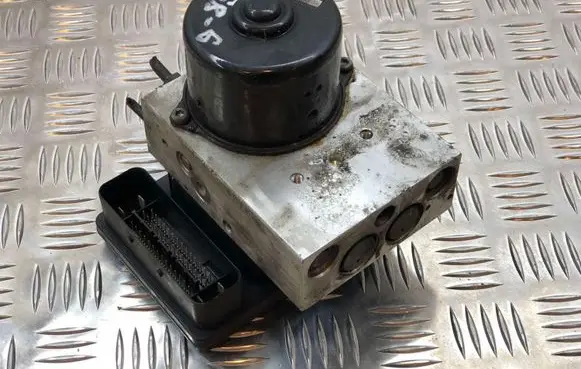 Mercedes-Benz CLK A209 C209 ABS Pump A2095452532 A2034310812Q01