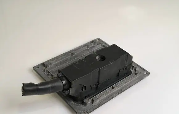 Ford Focus Engine control unit/module 4M5112A650HF 9AYF S118934101F