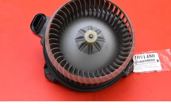 Toyota Verso-S Heater fan/blower AV2727008104