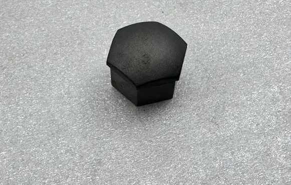 Audi A8 S8 D4 4H Wheel nut cap/cover 321601173B 321601173