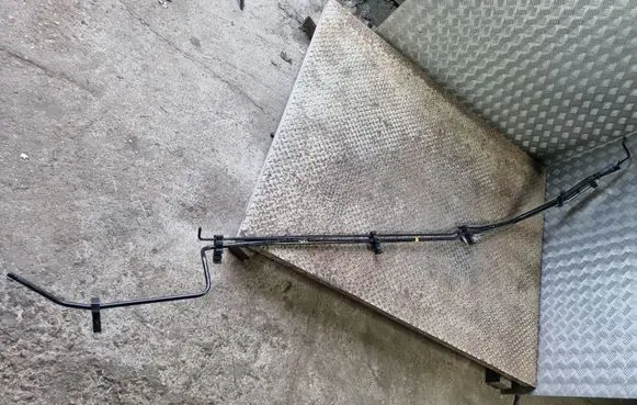 Dodge Charger Fuel line pipe
