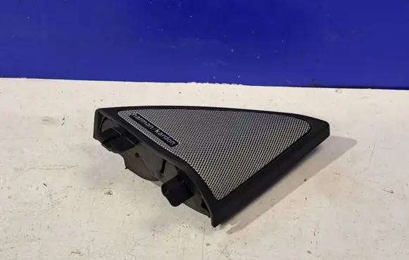 Mercedes-Benz E C207 W207 Front door speaker A2077270490