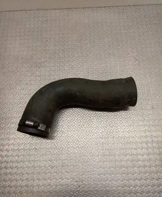 Toyota Avensis T220 Intercooler hose/pipe
