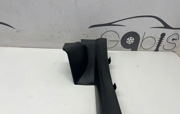 KIA Niro Rear sill trim cover 85876AT000
