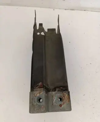 Opel Insignia A Front bumper shock/impact absorber 13235554