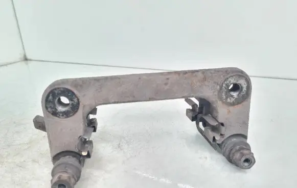 Peugeot 407 Front Brake Caliper Pad/Carrier 