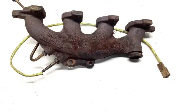 Nissan Qashqai Exhaust manifold 140042975R