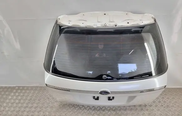 Subaru Legacy Tailgate/trunk/boot lid 