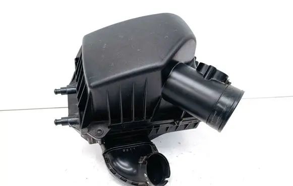Buick Encore I Air filter box 42418572