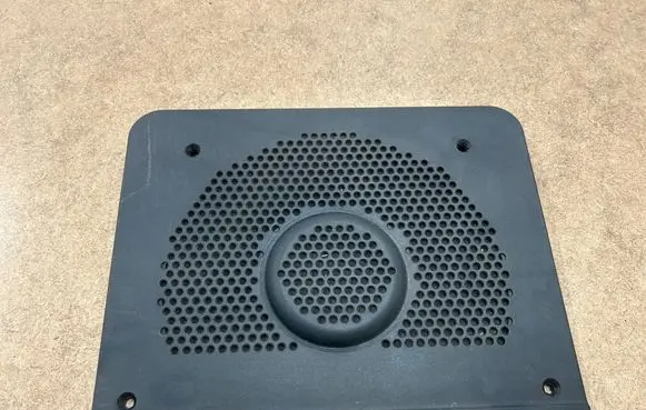 BMW 5 E60 E61 Subwoofer grill/trim 65136976960 6976960
