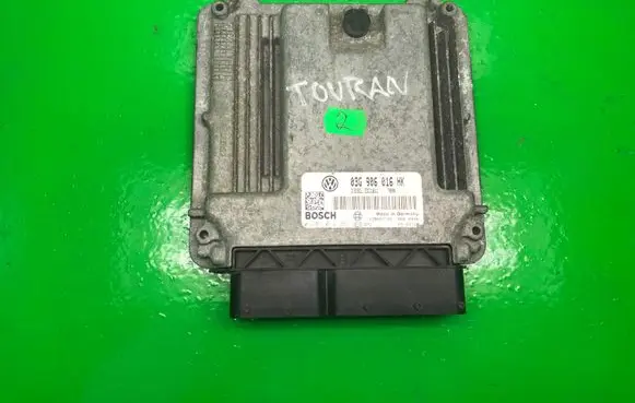 Volkswagen Golf Plus Engine control unit/module ECU 03G906016HK 0281012251