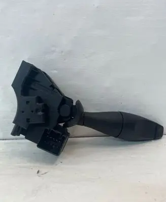 Ford Mondeo Mk III Headlight level height control switch PA66GF30